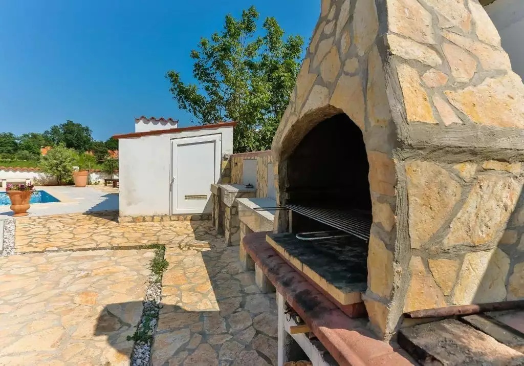 Отель, гостиница 325м² в Хорватии, Медулин. Стоимостью 1200000€ аренда фото-25