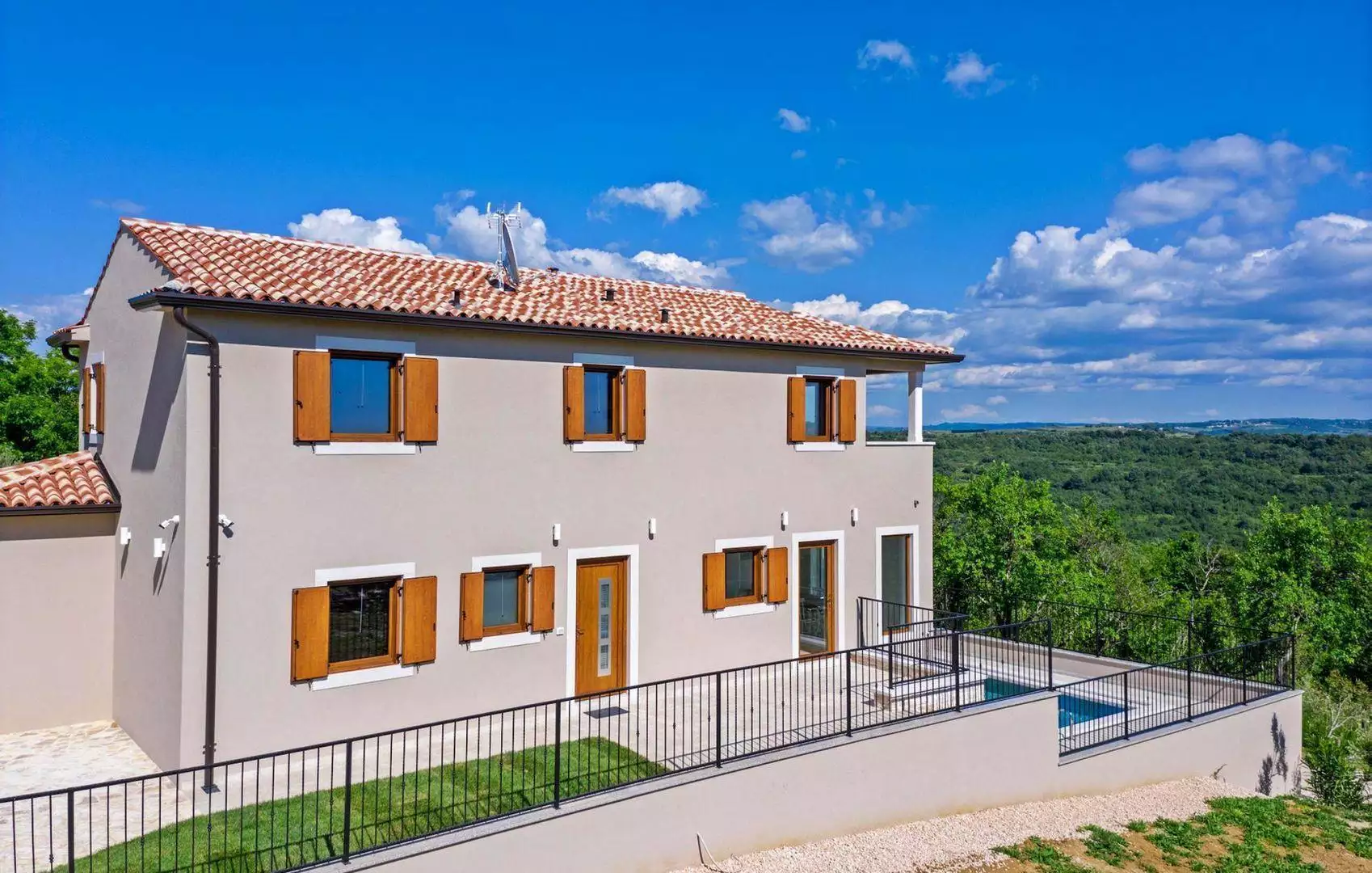 Вилла 150м² в Хорватии, Буе. Стоимостью 650000€ аренда фото-6