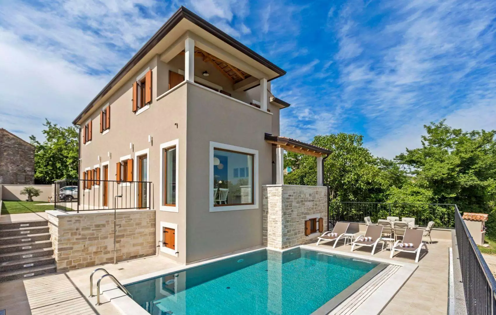 Вилла 150м² в Хорватии, Буе. Стоимостью 650000€ аренда фото-11