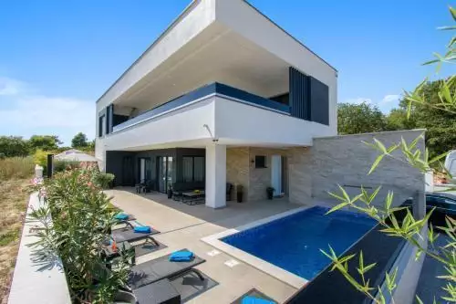 Вилла 175м² в Хорватии, Медулин. Стоимостью 950000€ аренда фото-2