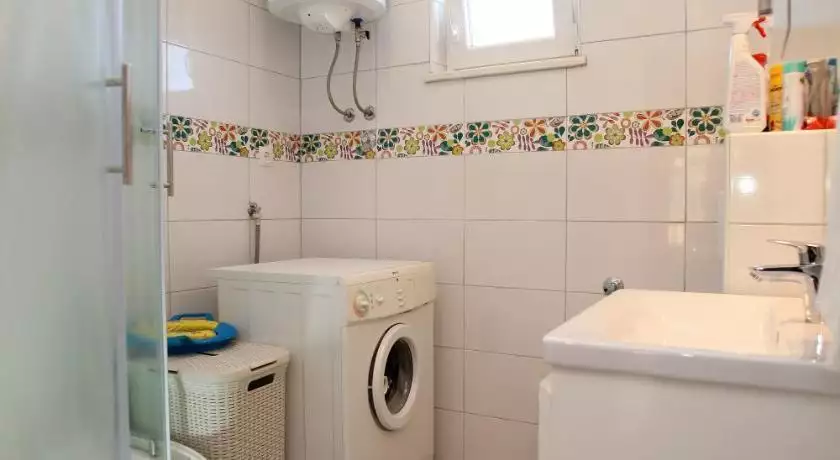 Отель, гостиница 490м² в Хорватии, Чиово. Стоимостью 795000€ аренда фото-9
