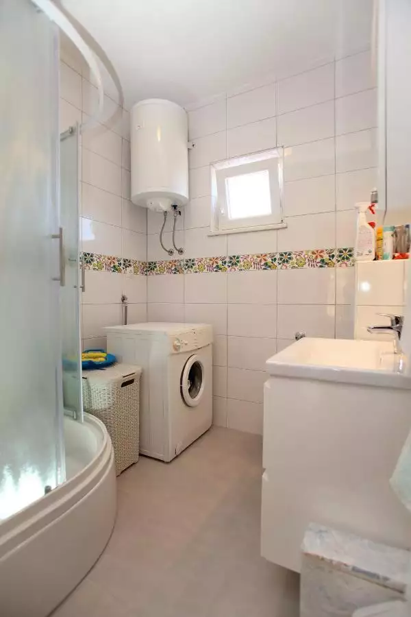 Отель, гостиница 490м² в Хорватии, Чиово. Стоимостью 795000€ аренда фото-10