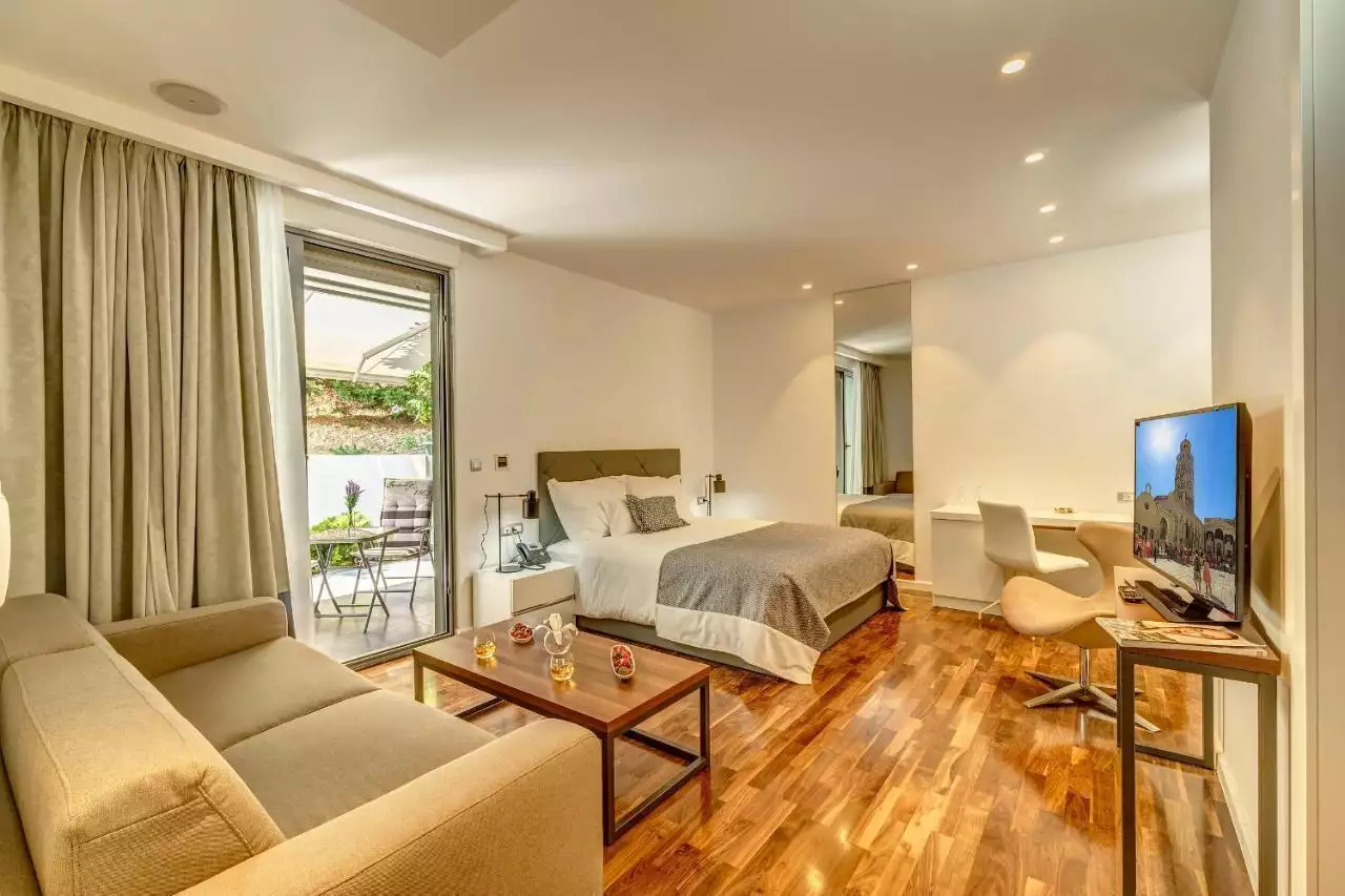 Отель, гостиница 494м² в Хорватии, Сплит. Стоимостью 2600000€ аренда фото-12