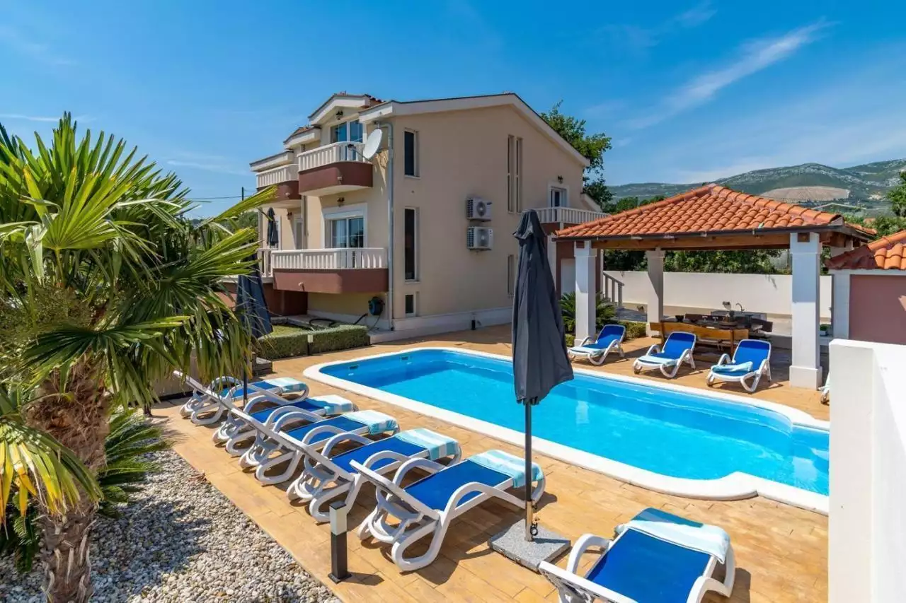 Вилла 333м² в Хорватии, Каштела. Стоимостью 970000€ аренда фото-7