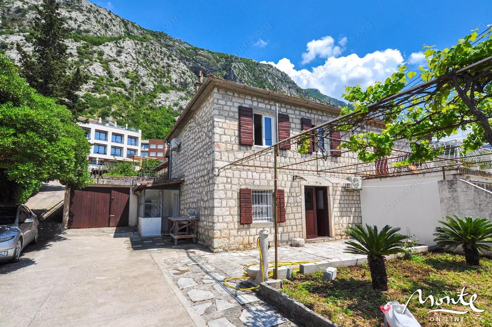 Вилла 1198м² в Черногории, Доброта. Стоимостью 1590000€ аренда фото-13
