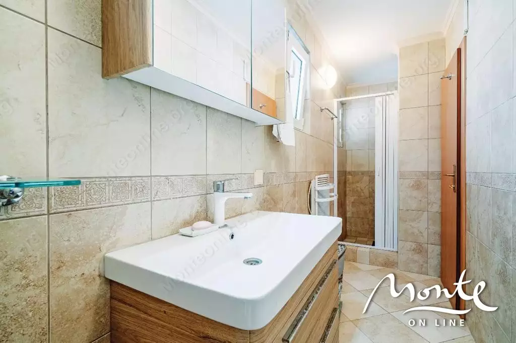 Вилла 142м² в Черногории, Крашичи. Стоимостью 430000€ аренда фото-1