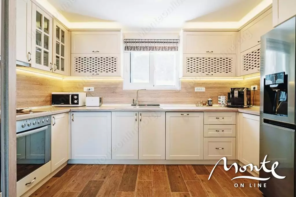 Вилла 142м² в Черногории, Крашичи. Стоимостью 430000€ аренда фото-6