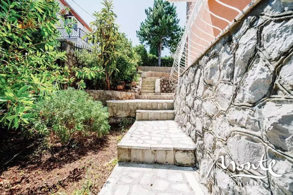 Вилла 142м² в Черногории, Крашичи. Стоимостью 430000€ аренда фото-15