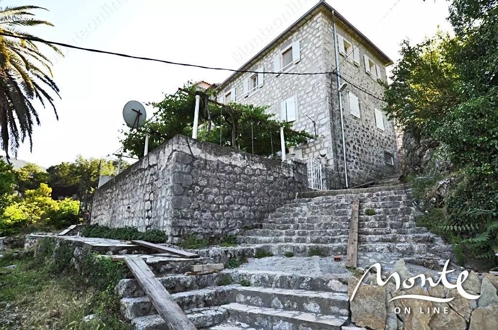 Вилла 130м² в Черногории, Моринь. Стоимостью 350000€ аренда фото-1