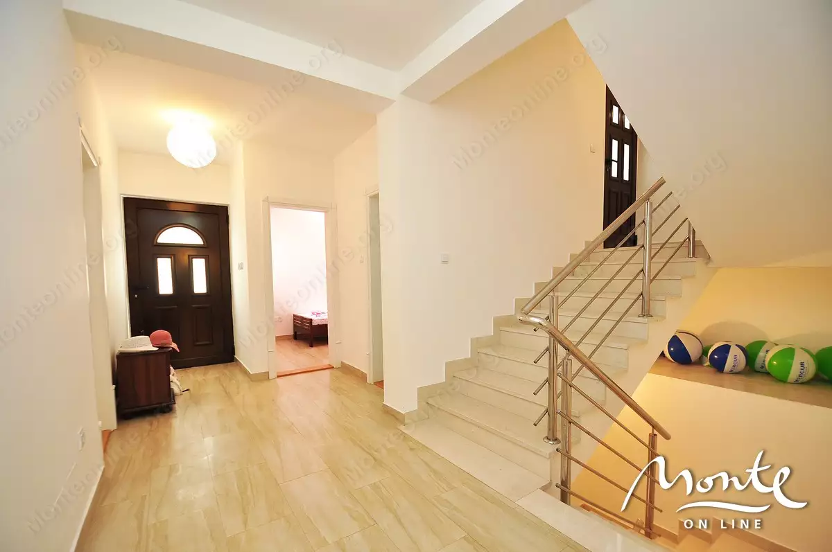 Вилла 282м² в Черногории, Будва. Стоимостью 599000€ аренда фото-20