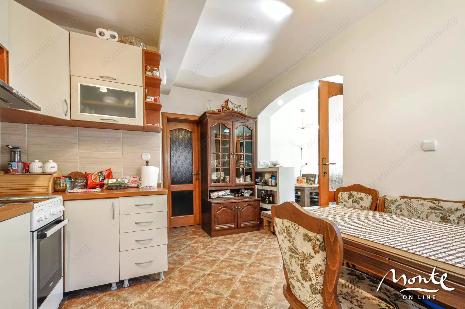 Квартира 71м² в Черногории, Тиват. Стоимостью 265000€ аренда фото-9
