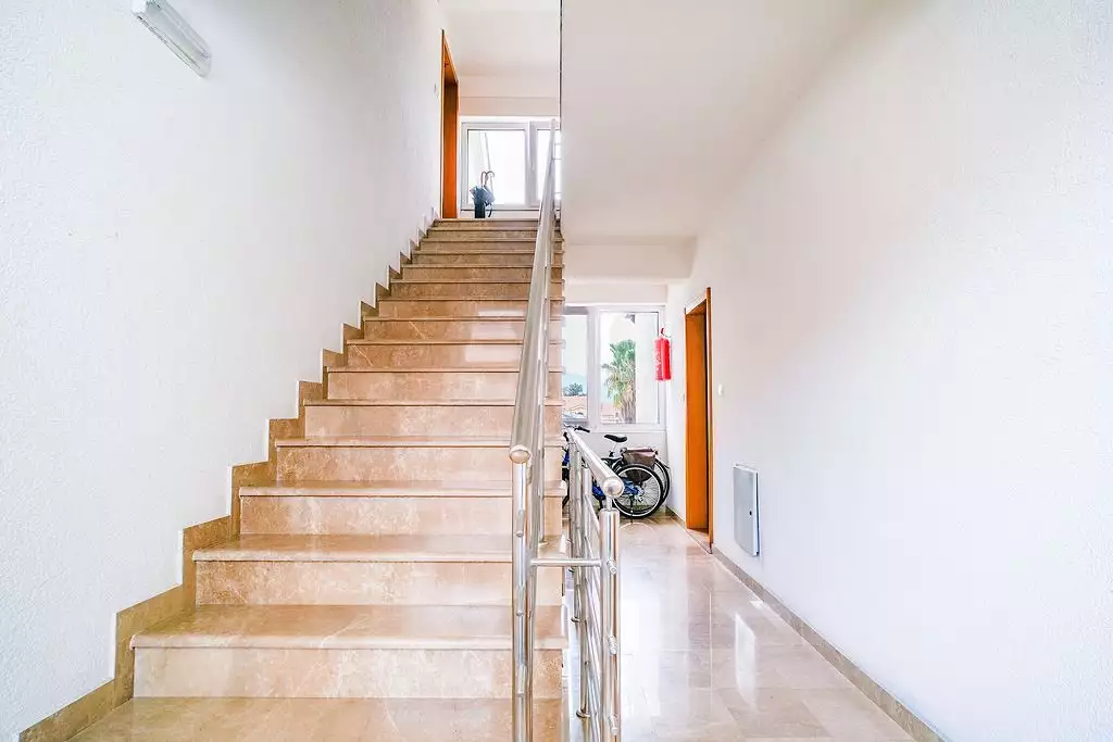 Квартира 65м² в Черногории, Тиват. Стоимостью 152300€ аренда фото-1