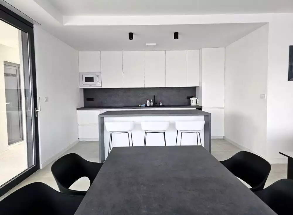 Вилла 210м² в Хорватии, Крка. Стоимостью 1350000€ аренда фото-8