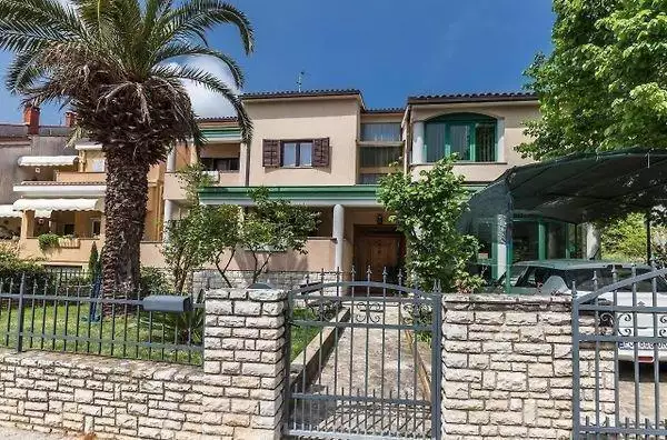 Отель, гостиница 550м² в Хорватии, Пула. Стоимостью 1650000€ аренда фото-6