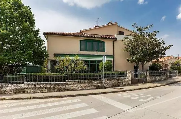 Отель, гостиница 550м² в Хорватии, Пула. Стоимостью 1650000€ аренда фото-11