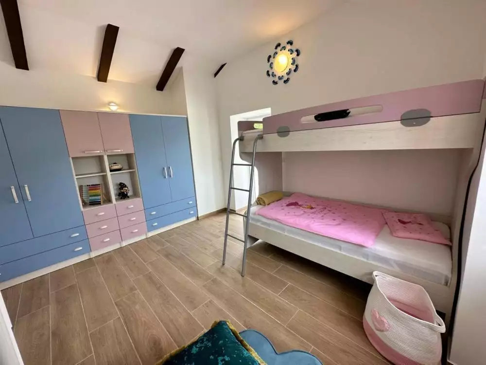 Вилла 328м² в Хорватии, Польяне. Стоимостью 1000000€ аренда фото-11