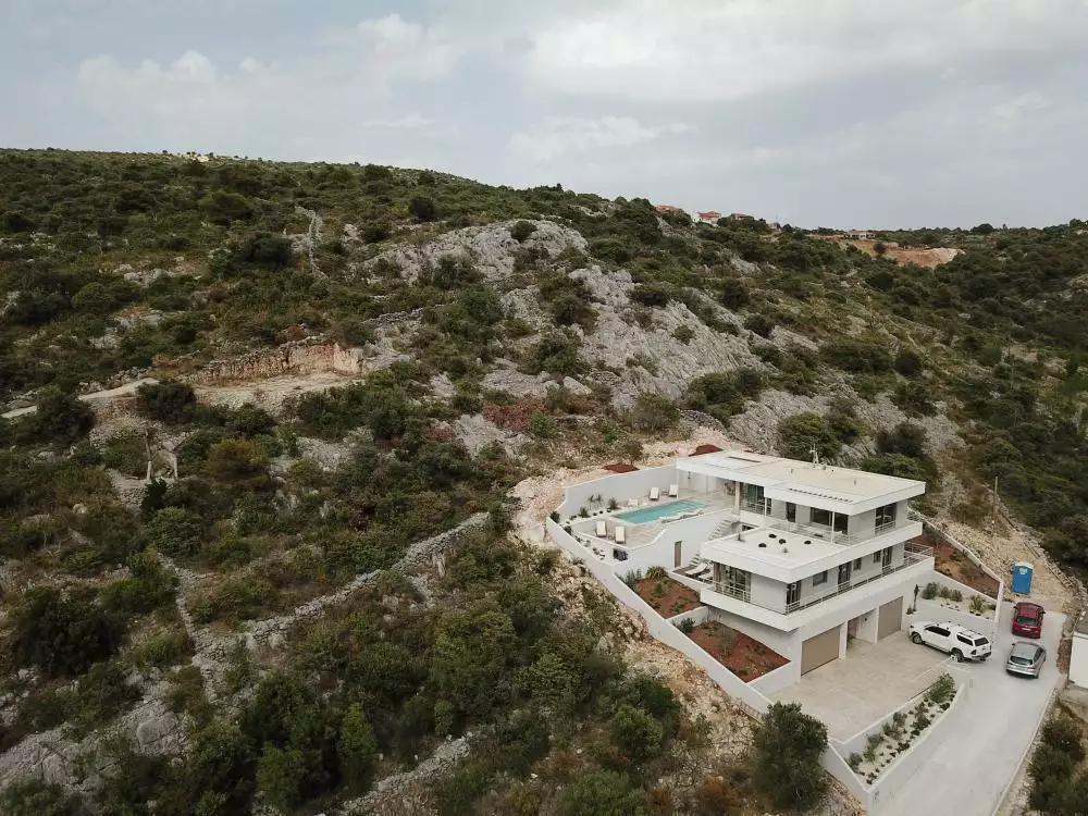 Вилла 287м² в Хорватии, Рогозница. Стоимостью 1850000€ аренда фото-4