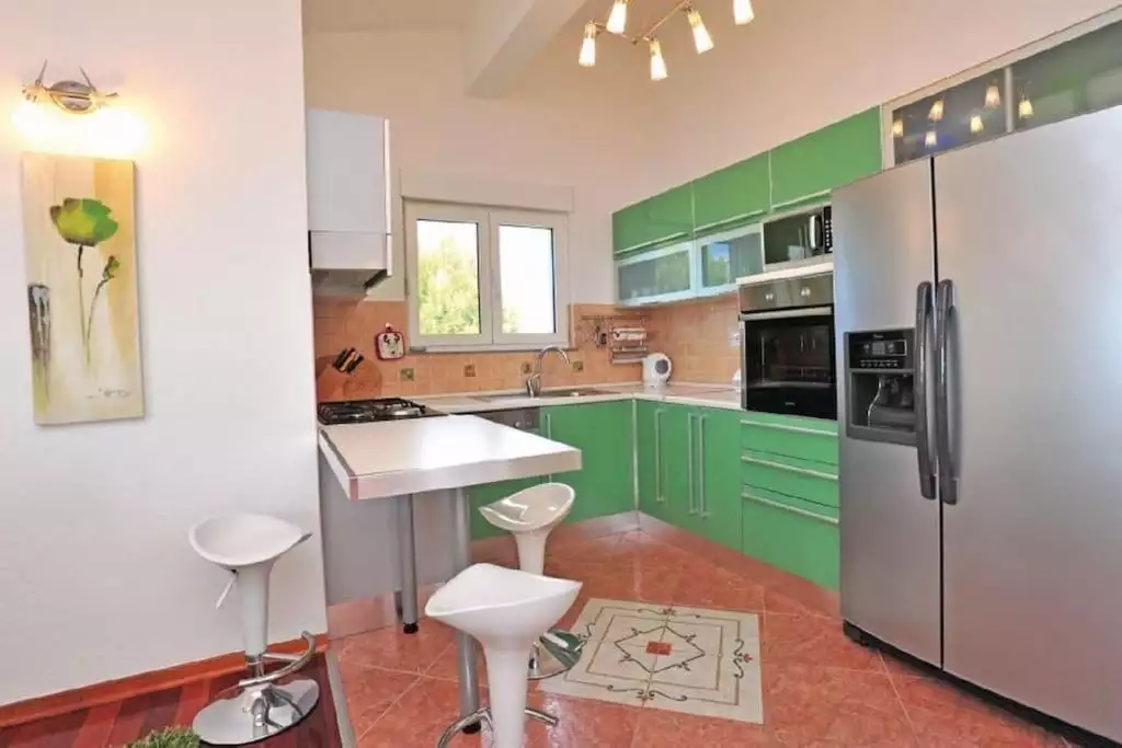 Отель, гостиница 340м² в Хорватии, Подстрана. Стоимостью 1400000€ аренда фото-19