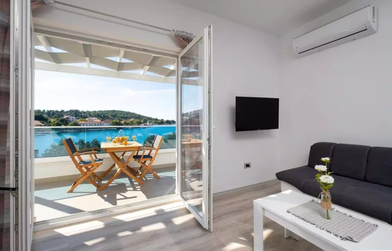 Отель, гостиница 450м² в Хорватии, Пельешац. Стоимостью 1700000€ аренда фото-10