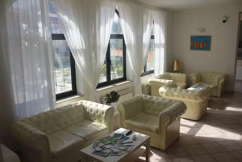 Отель, гостиница 1067м² в Хорватии, Умаг. Стоимостью 2800000€ аренда фото-7