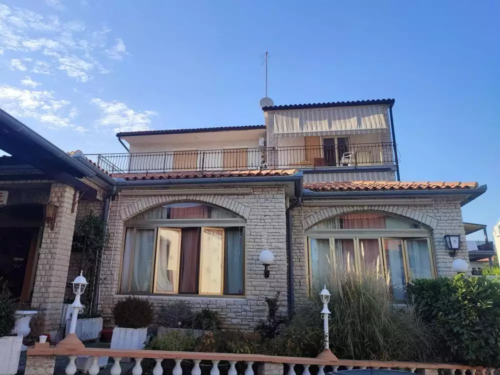 Отель, гостиница 673м² в Хорватии, Пула. Стоимостью 830000€ аренда фото-1