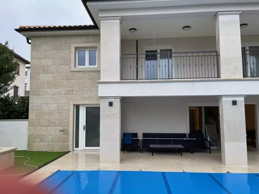 Вилла 200м² в Хорватии, Крка. Стоимостью 1250000€ аренда фото-15
