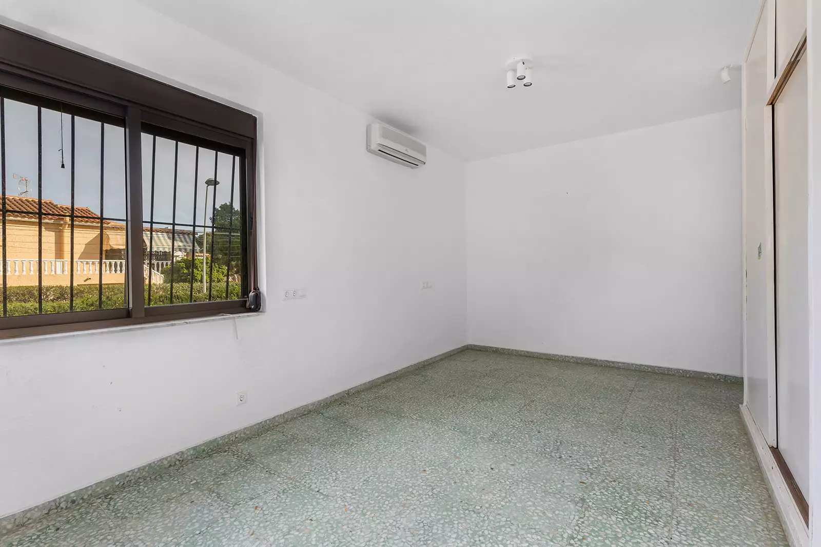 Вилла 156м² в Испании, Торревьеха. Стоимостью 460000€ аренда фото-8