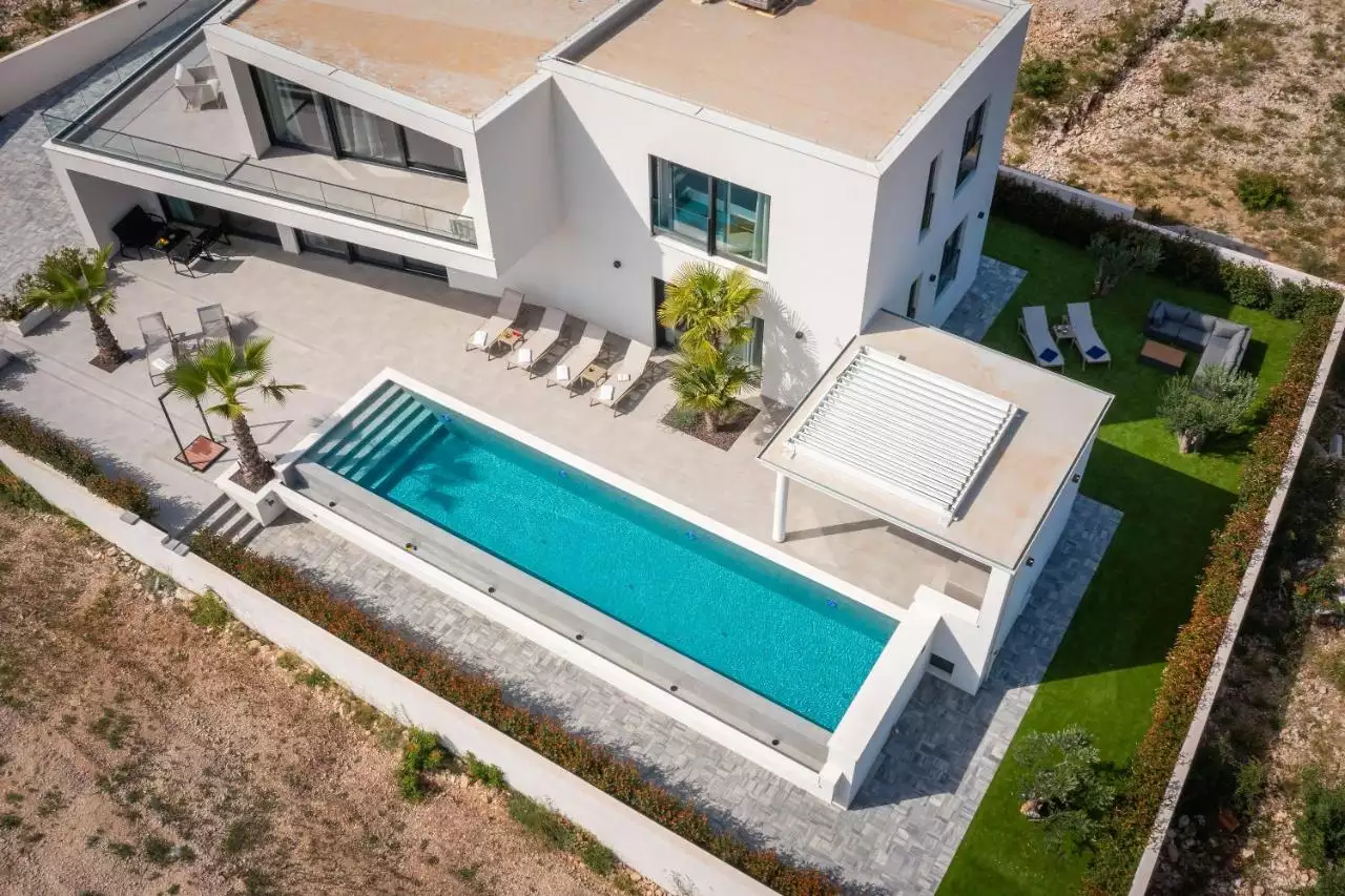 Дом 320м² в Хорватии, Водице. Стоимостью 1600000€ аренда фото-3