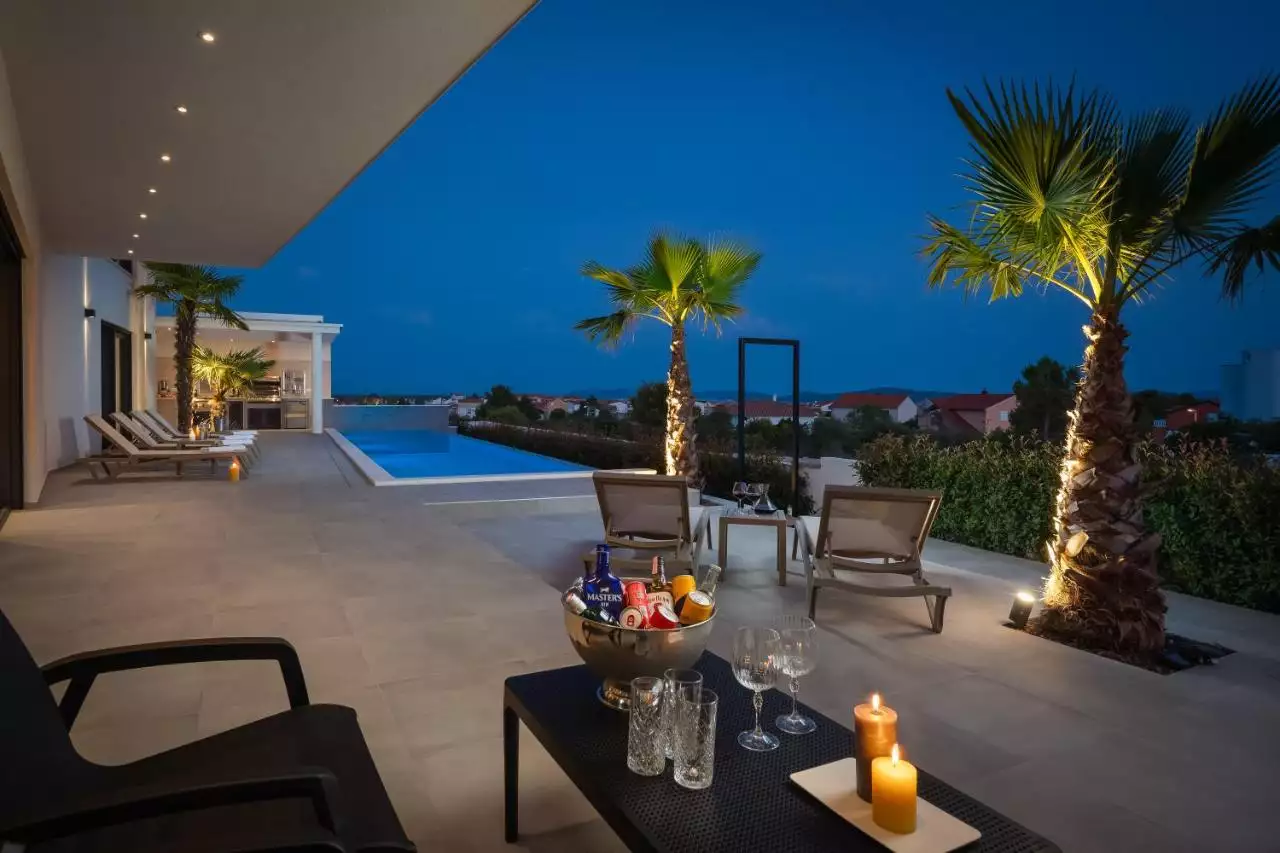 Дом 320м² в Хорватии, Водице. Стоимостью 1600000€ аренда фото-29