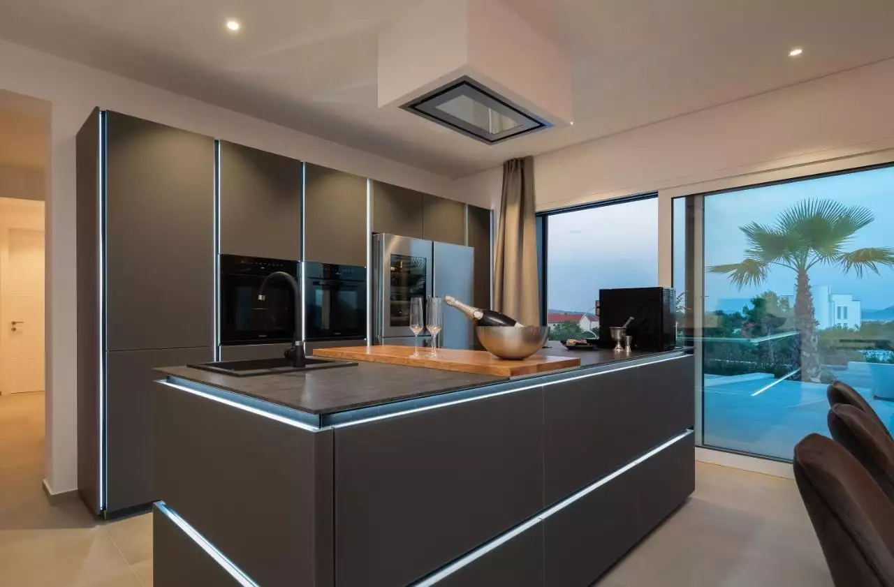 Дом 320м² в Хорватии, Водице. Стоимостью 1600000€ аренда фото-32
