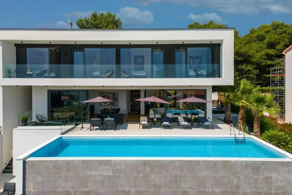 Вилла 400м² в Хорватии, Медулин. Стоимостью 2100000€ аренда фото-6