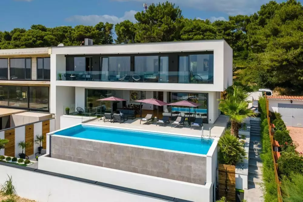 Вилла 400м² в Хорватии, Медулин. Стоимостью 2100000€ аренда фото-25