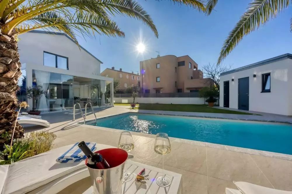 Вилла 290м² в Хорватии, Ровинь. Стоимостью 2350000€ аренда фото-4