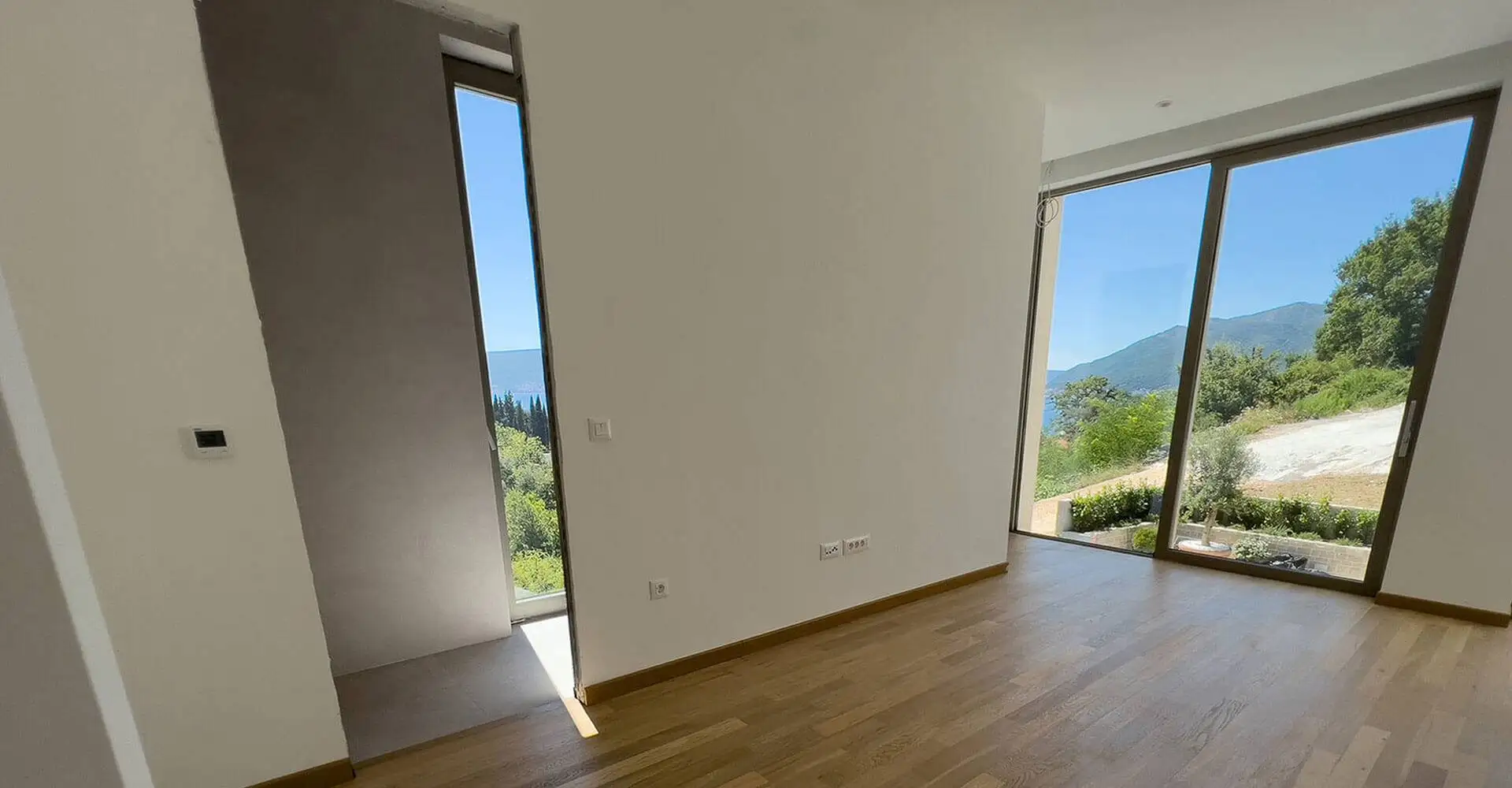 Таунхаус 241м² в Черногории, Тиват. Стоимостью 610000€ аренда фото-18