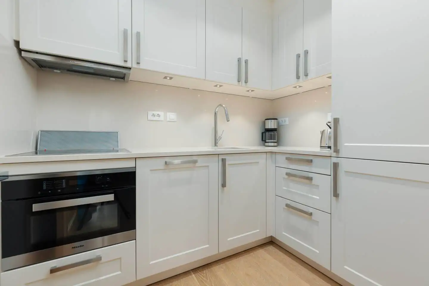 Квартира 77м² в Черногории, Тиват. Стоимостью 731500€ аренда фото-9