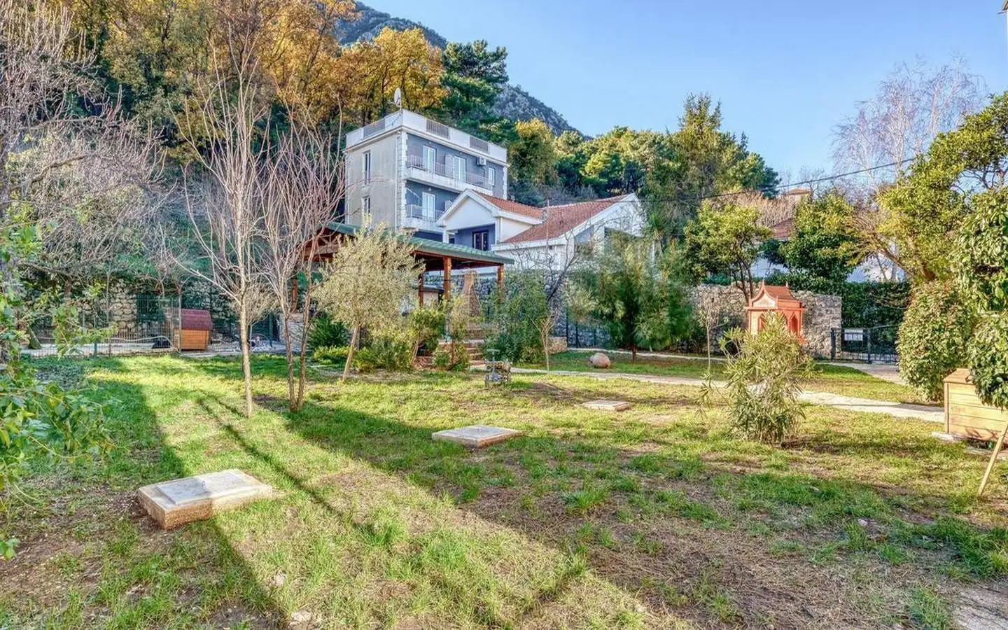Вилла 112м² в Черногории, Прчань. Стоимостью 1500000€ аренда фото-36