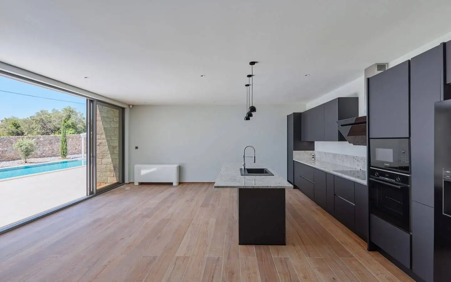 Вилла 558м² в Черногории, Тиват. Стоимостью 3000000€ аренда фото-15