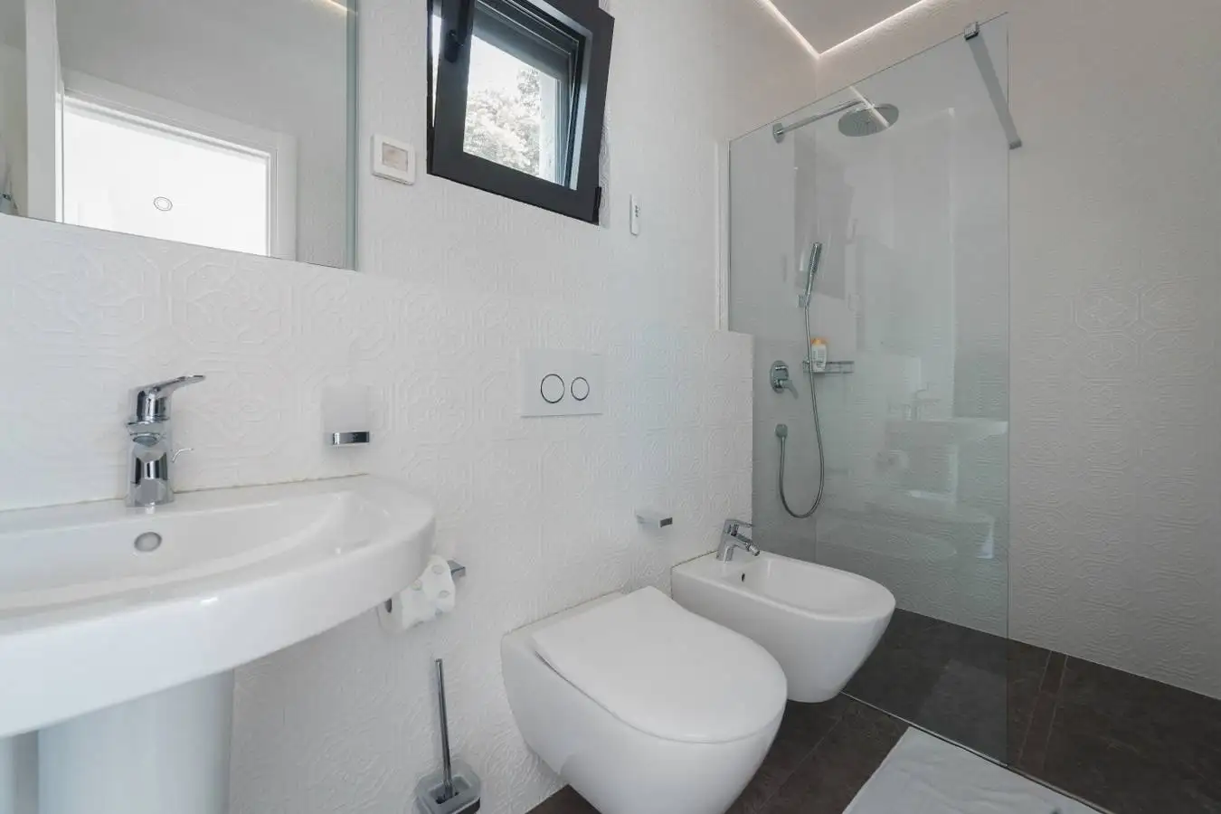 Вилла 450м² в Черногории, Стрп. Стоимостью 3500000€ аренда фото-30