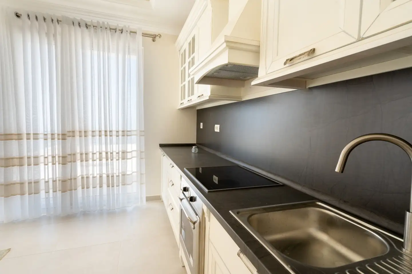 Вилла 605м² в Черногории, Режевичи. Стоимостью 1600000€ аренда фото-11