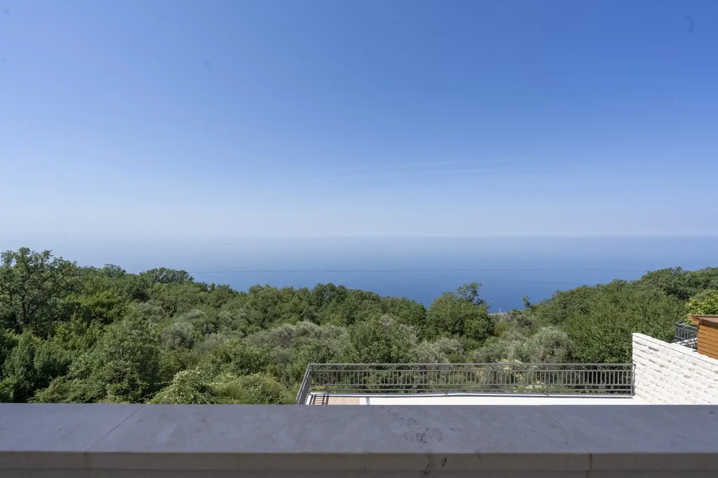 Вилла 605м² в Черногории, Режевичи. Стоимостью 1600000€ аренда фото-27