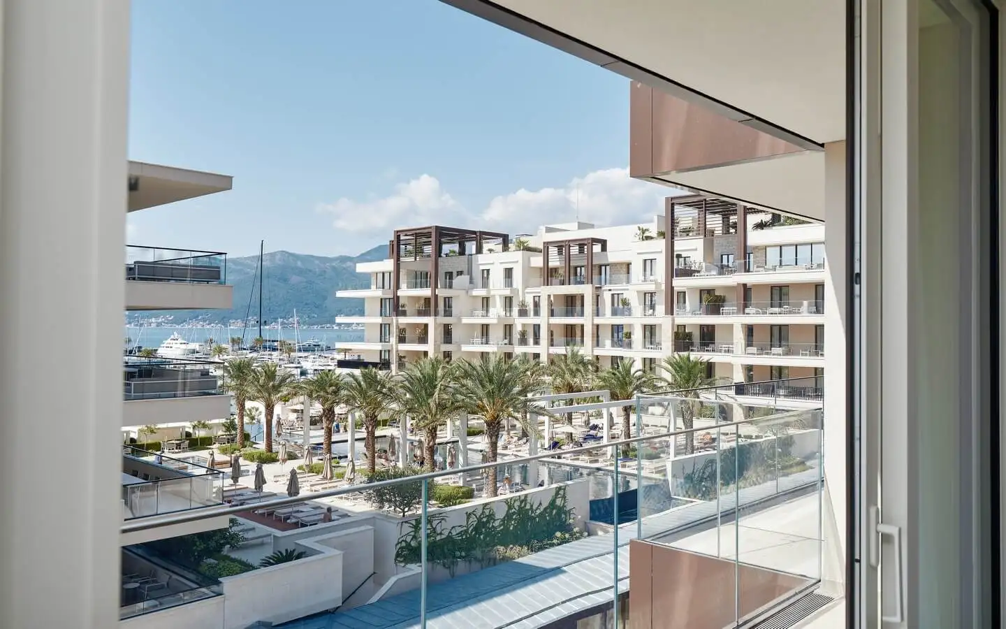 Квартира 105м² в Черногории, Тиват. Стоимостью 1061784€ аренда фото-4