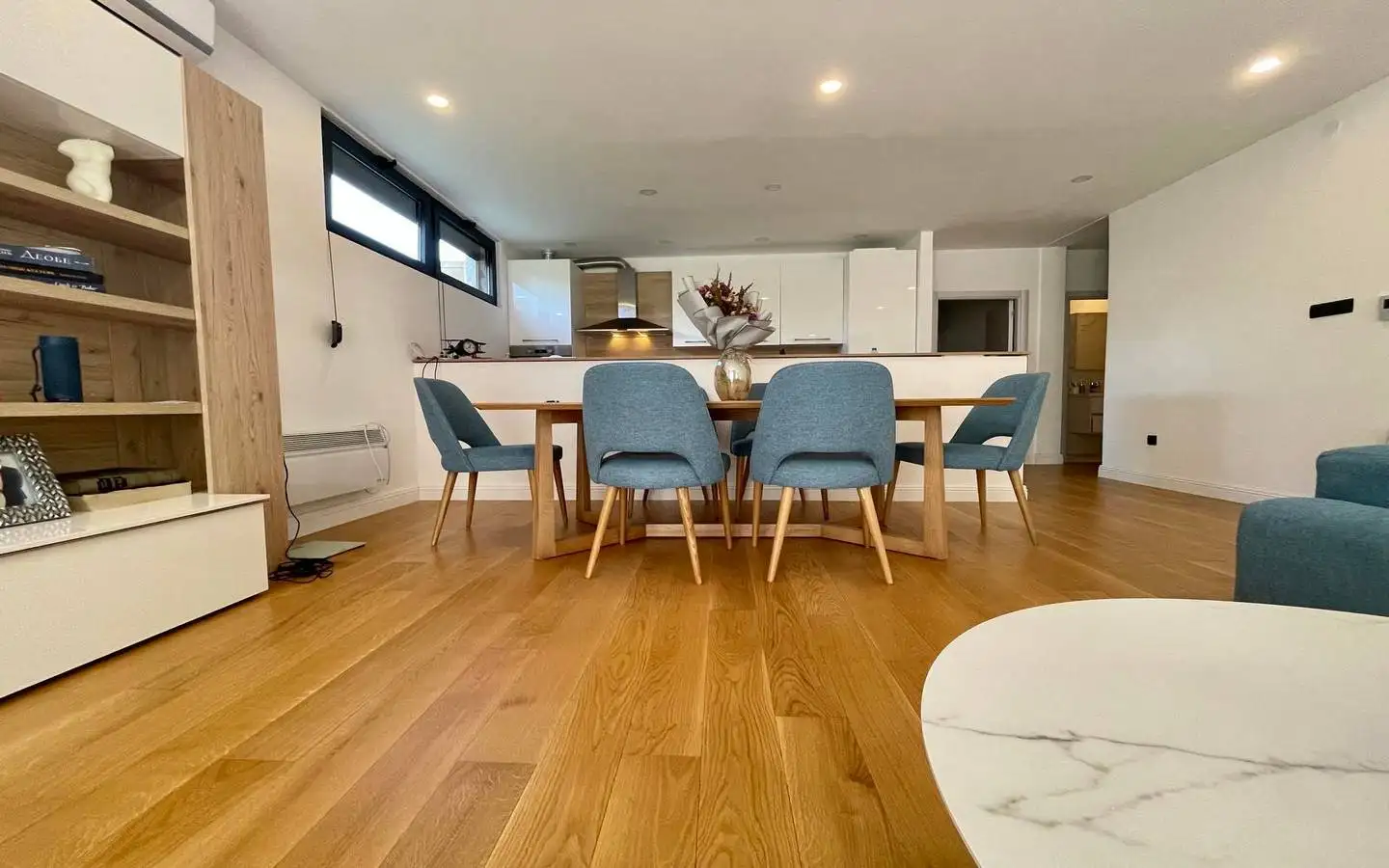 Квартира 55м² в Черногории, Тиват. Стоимостью 275000€ аренда фото-5