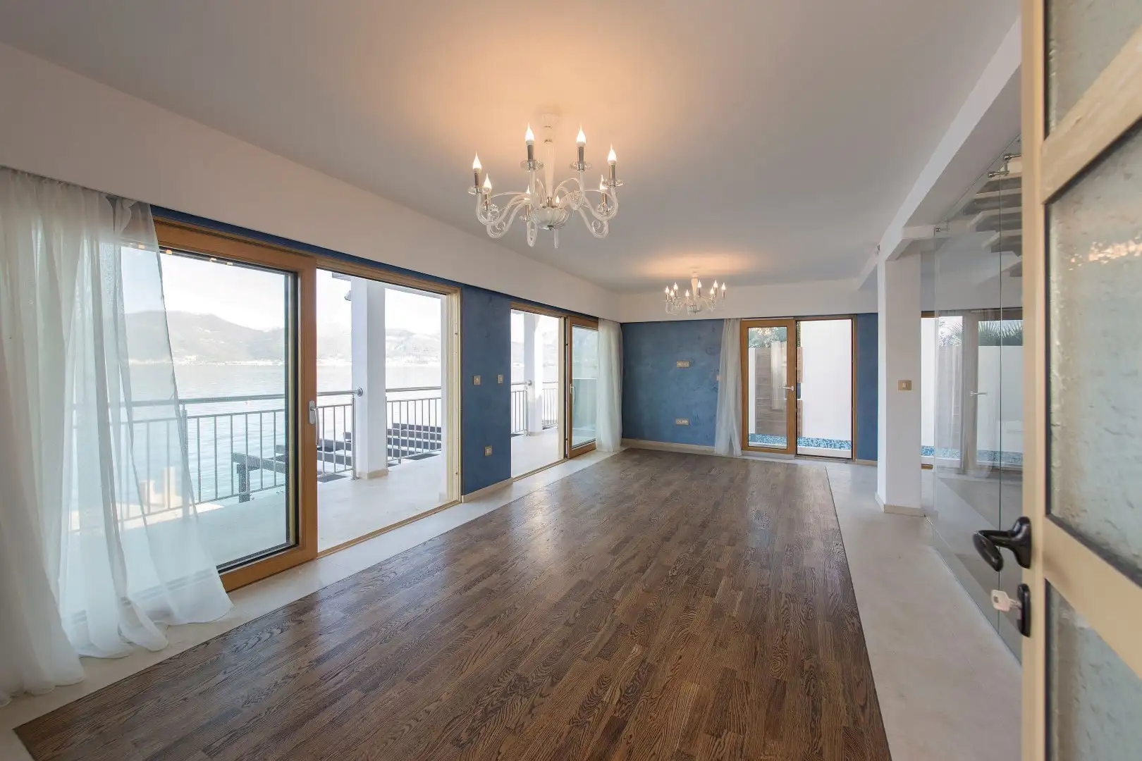 Другие объекты 300м² в Черногории, Тиват. Стоимостью 2100000€ аренда фото-8