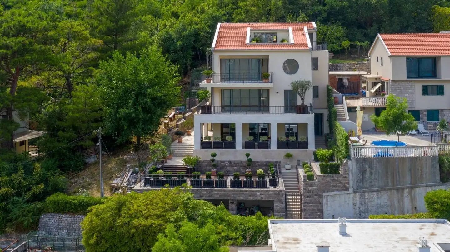 Дом 510м² в Черногории, Муо. Стоимостью 1750000€ аренда фото-2
