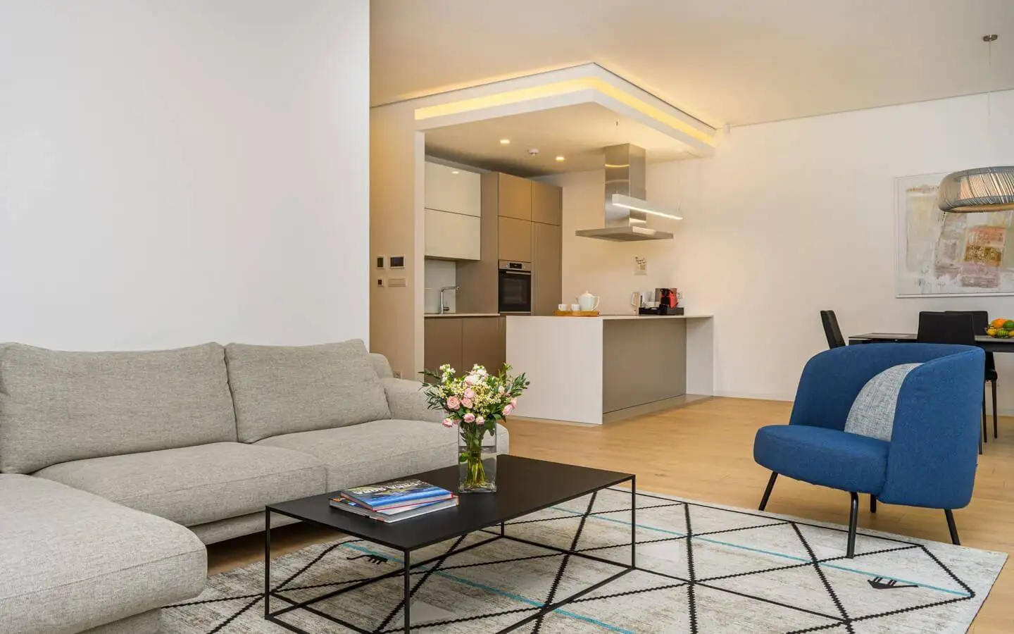 Квартира 159м² в Черногории, Будва. Стоимостью 1500000€ аренда фото-4