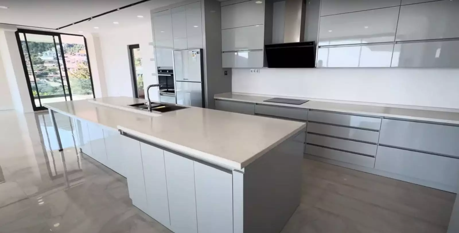 Вилла 680м² в Турции, Аланья. Стоимостью 1890000€ аренда фото-1