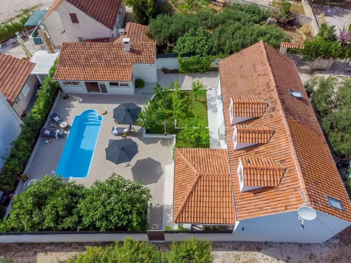 Дом 196м² в Хорватии, Брач. Стоимостью 1500000€ аренда фото-4