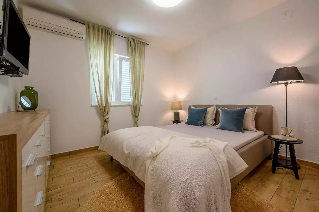 Дом 196м² в Хорватии, Брач. Стоимостью 1500000€ аренда фото-14