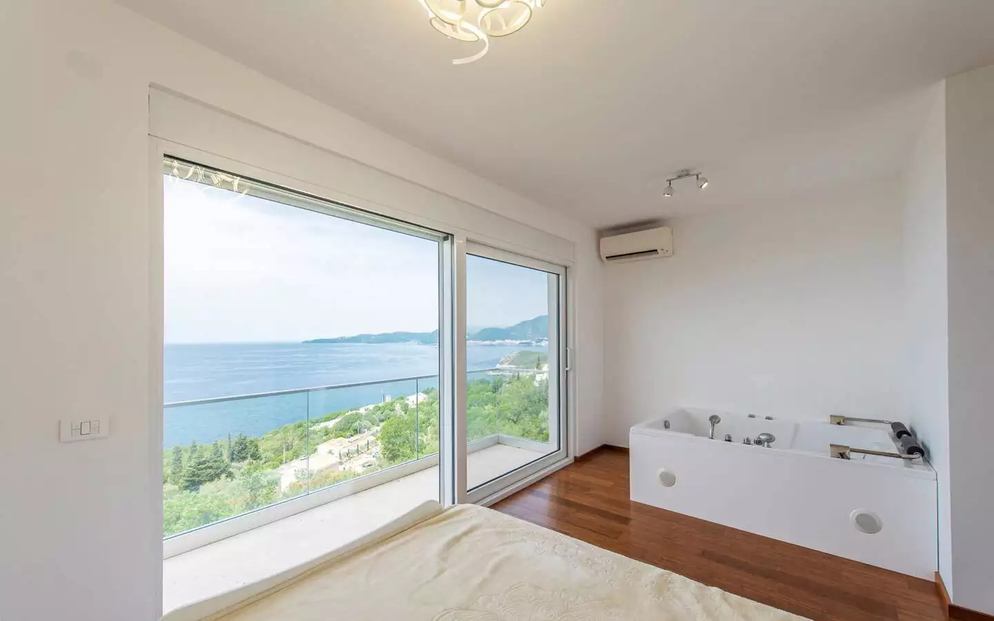 Вилла 270м² в Черногории, Режевичи. Стоимостью 3000000$ аренда фото-26
