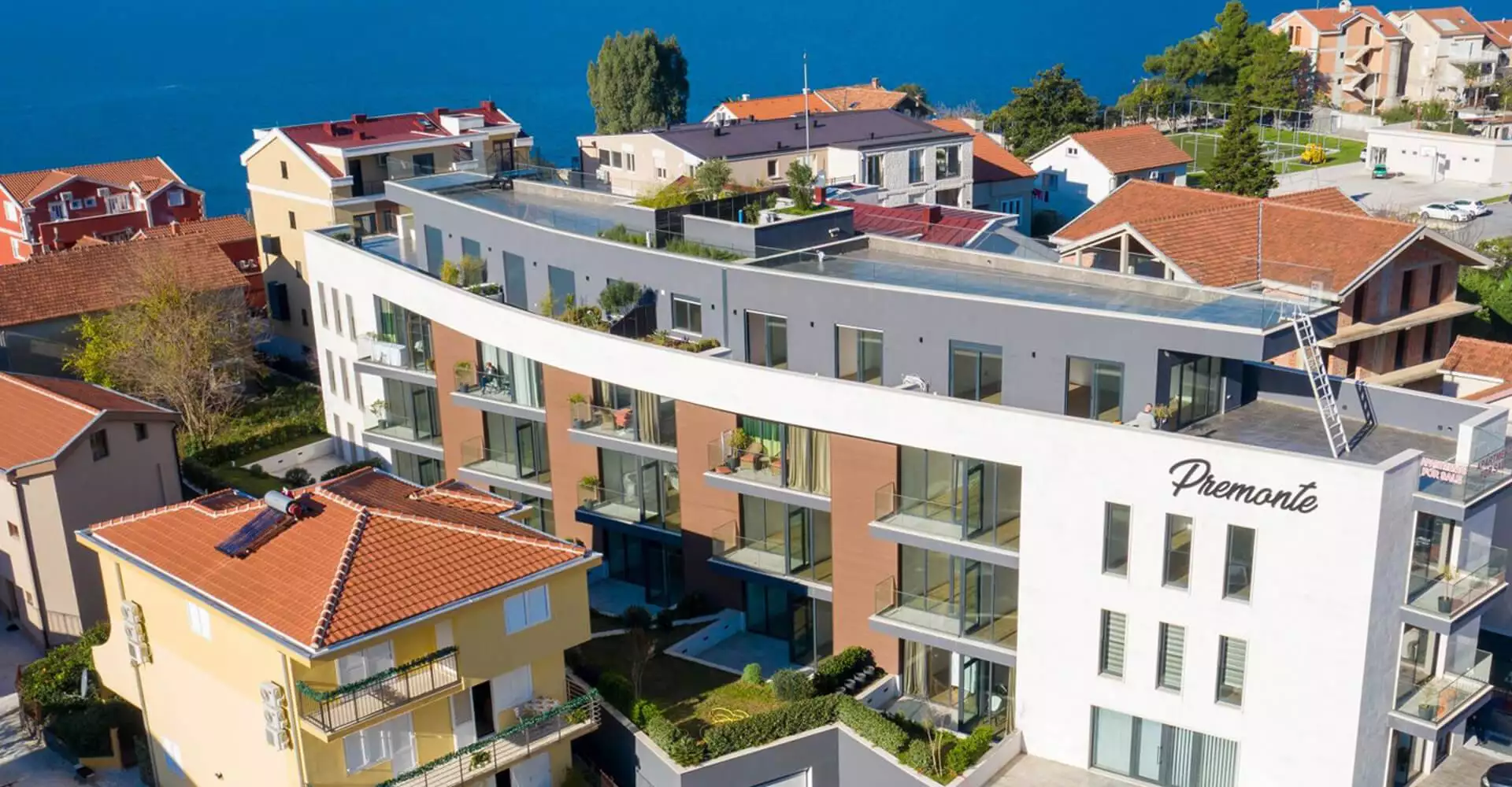 Квартира 57м² в Черногории, Тиват. Стоимостью 215000€ аренда фото-1